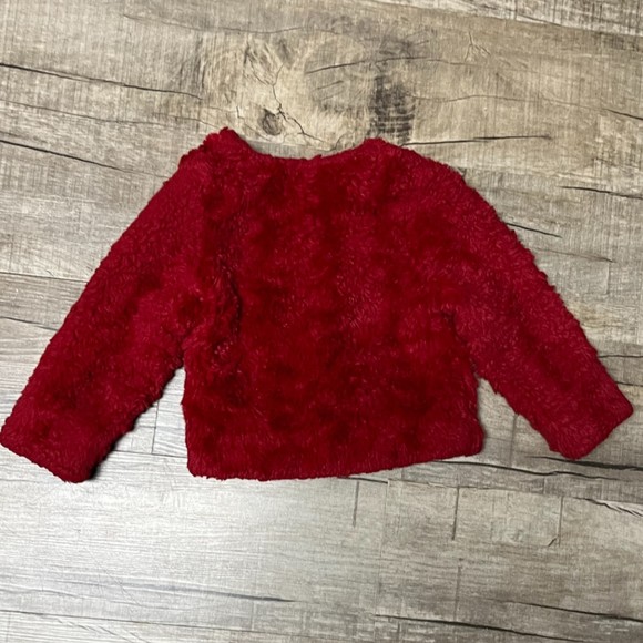 H&M Girls Faux Fur Jacket Cherry Red Furry Outerwear Coat Size 2-4 years Casual - Picture 3 of 10